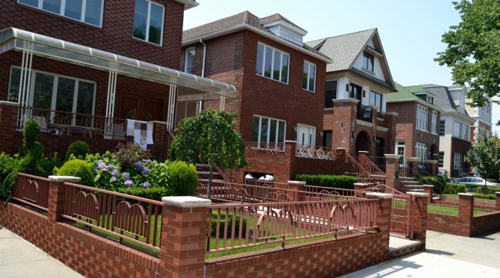 Dal notaio: posso trasformare la prima casa in seconda casa? Detrazioni fiscali seconda casa