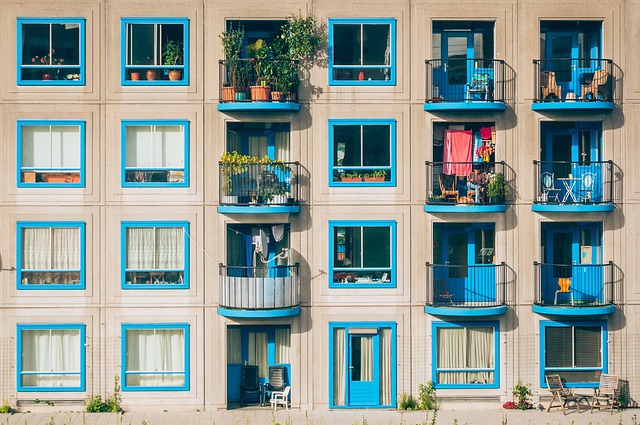 Comprare casa con balcone o terrazza dal notaio