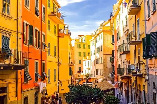 quanto costa comprare casa dal notaio in Liguria