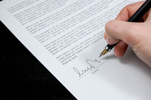 subentro nel contratto preliminare cessione <a href=